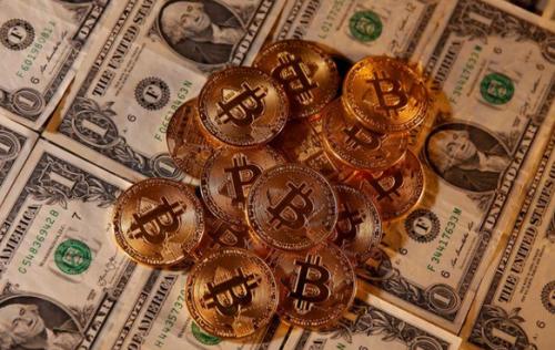 特朗普去年通过加密货币企业大赚5735万美元